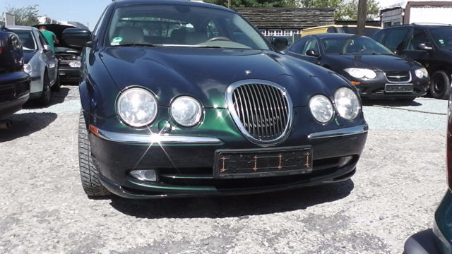 Jaguar S-Type 4.0 V8